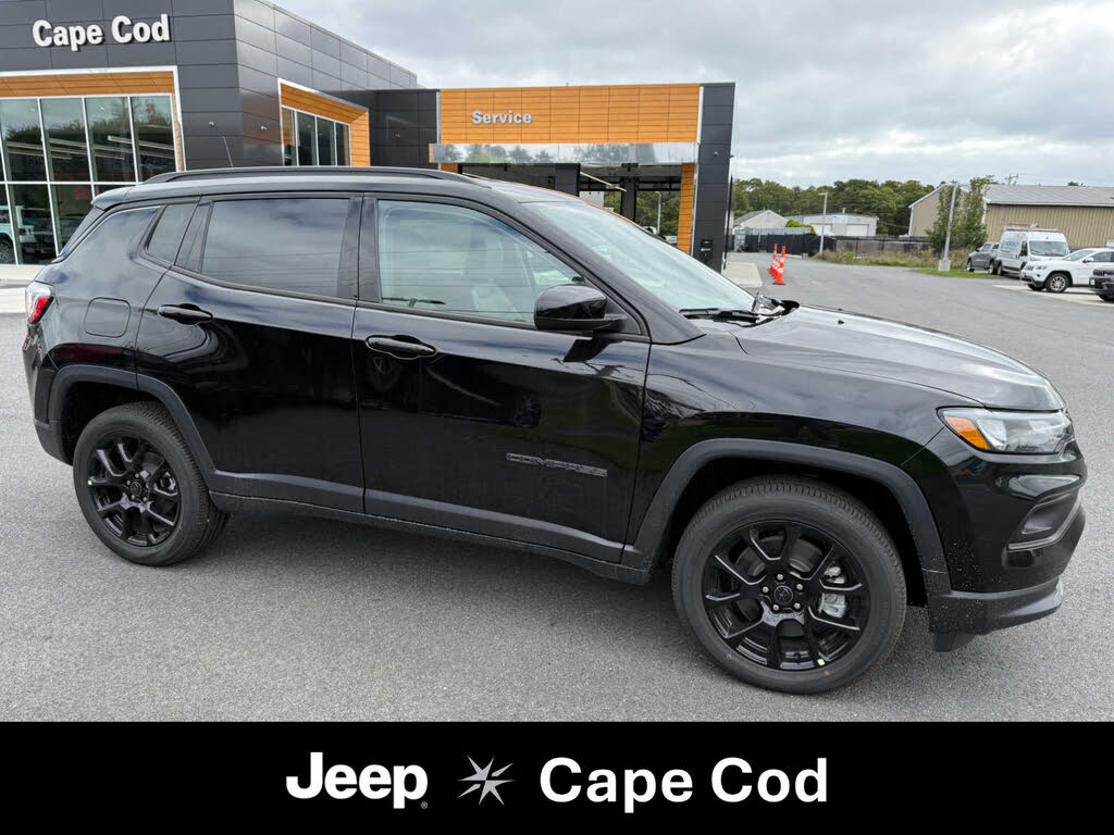 2026 Jeep Compass Latitude 4WD