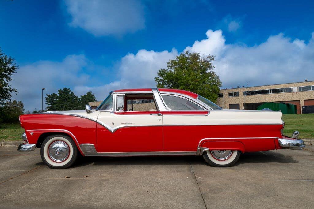 1955 Ford Fairlane Crown Victoria