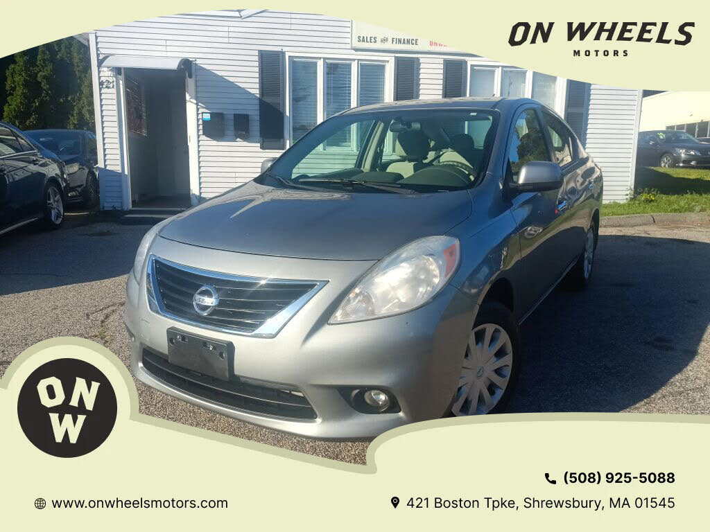 2012 Nissan Versa 1.6 SV