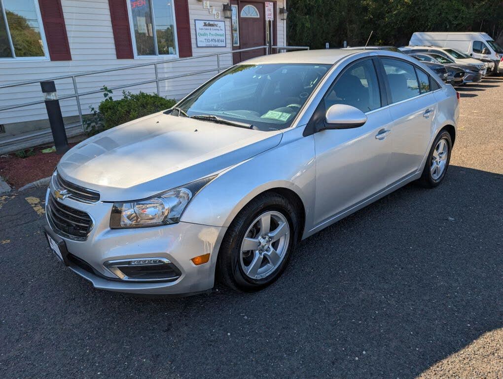 2015 Chevrolet Cruze 1LT Sedan FWD