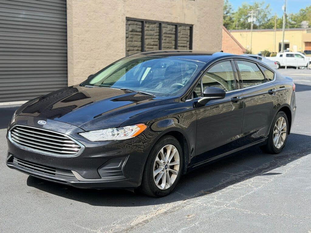 2020 Ford Fusion SE FWD