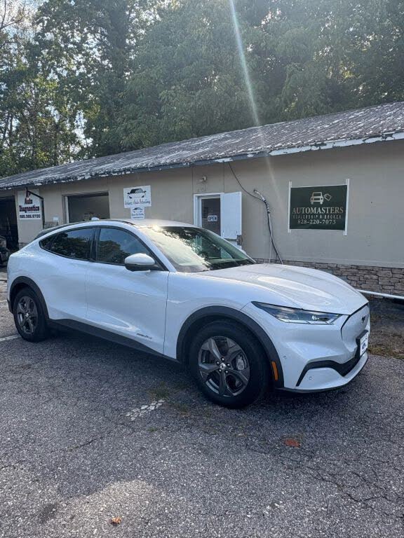 2021 Ford Mustang Mach-E Select RWD