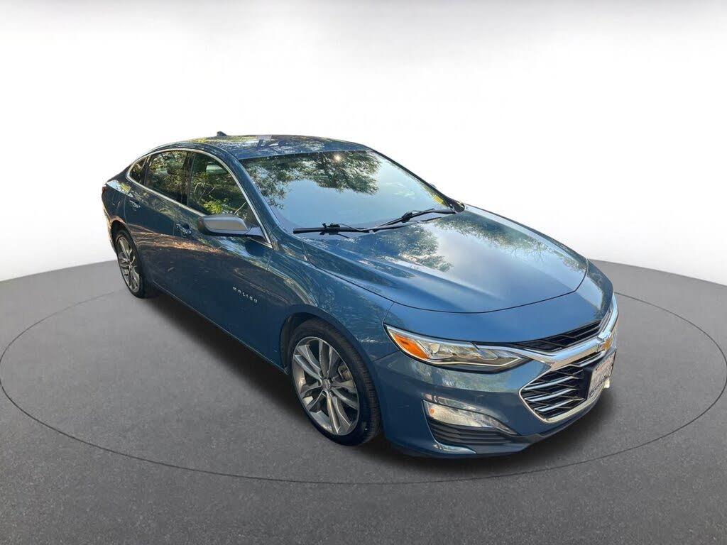 2024 Chevrolet Malibu LT with 2LT FWD