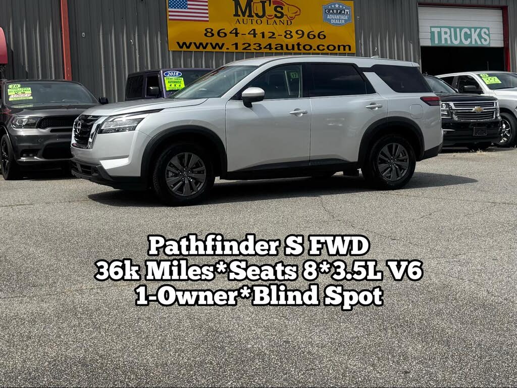 2022 Nissan Pathfinder S FWD