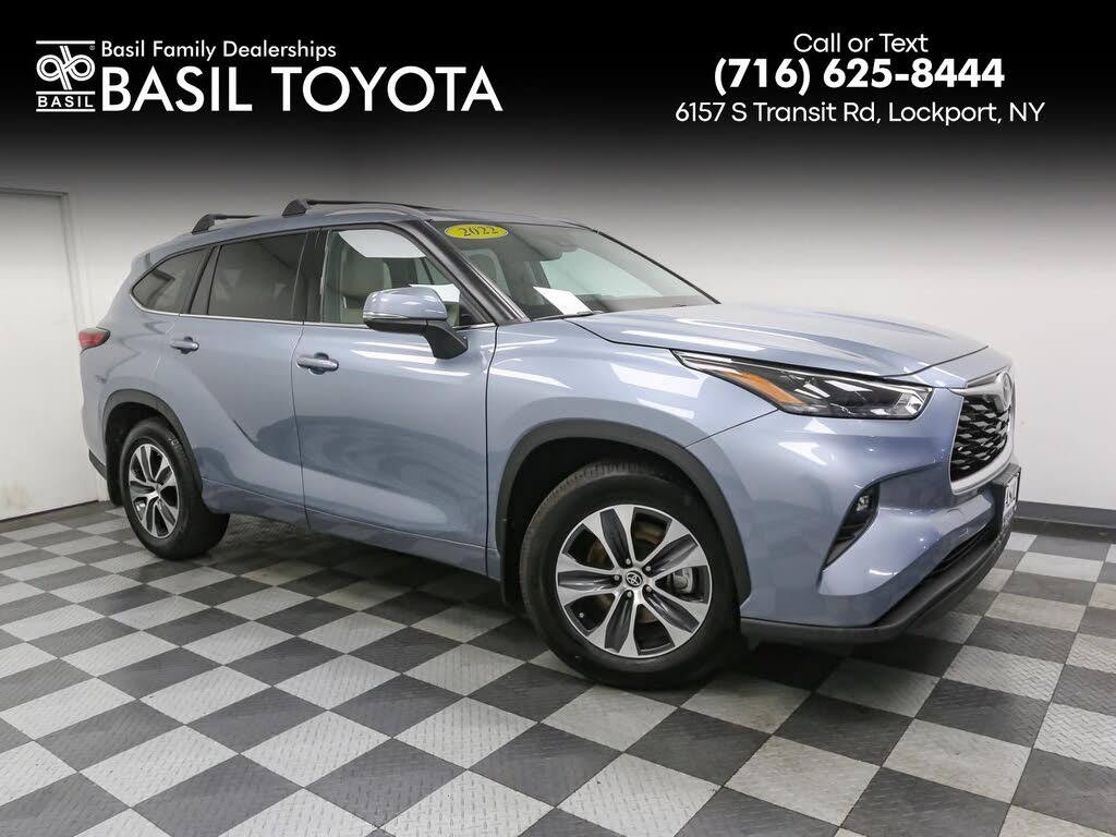 2022 Toyota Highlander XLE AWD