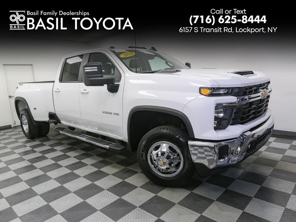 2024 Chevrolet Silverado 3500HD LT Crew Cab 4WD