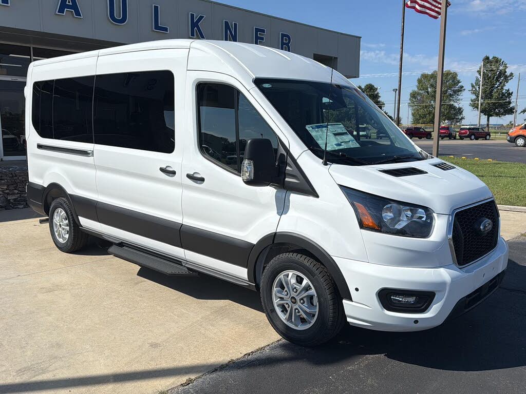 2025 Ford Transit Passenger 350 XLT Medium Roof LB RWD