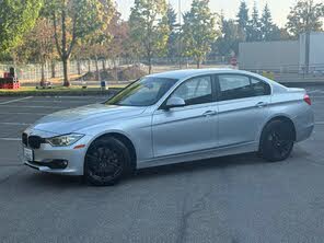 BMW 3 Series 320i xDrive Sedan AWD