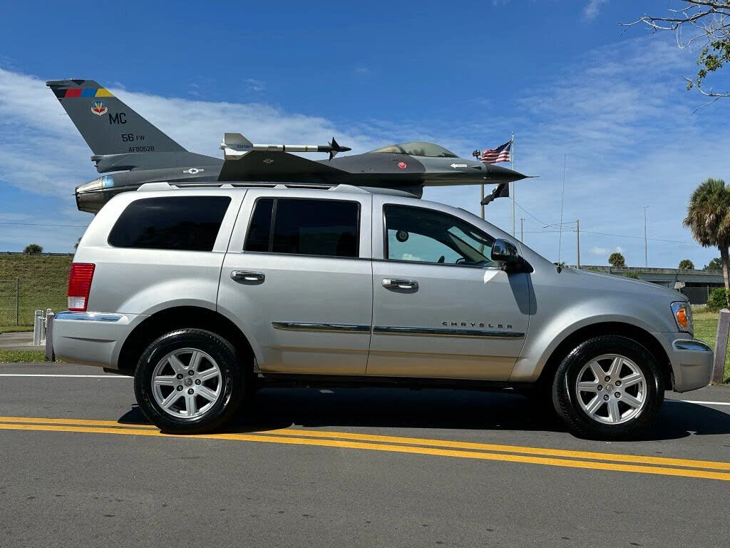 2007 Chrysler Aspen Limited RWD