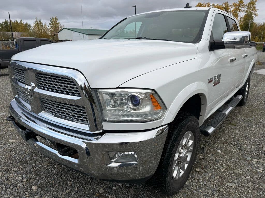 2015 RAM 2500 Laramie Crew Cab 4WD