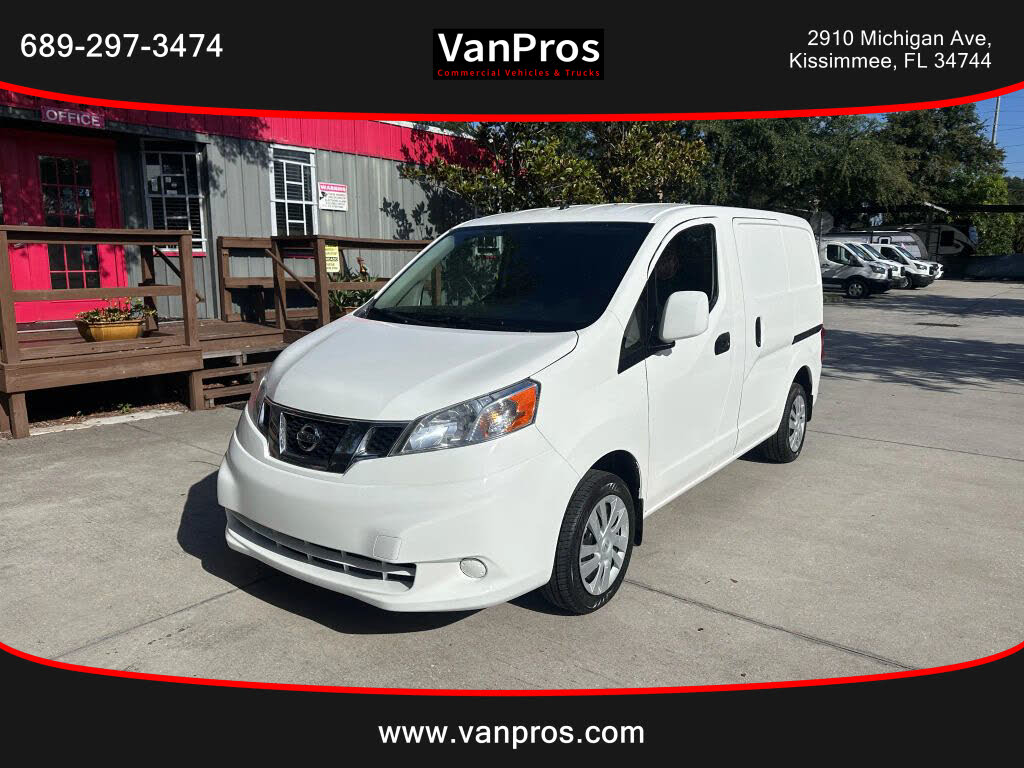 2018 Nissan NV200 SV FWD
