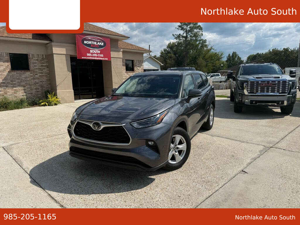 2024 Toyota Highlander LE FWD