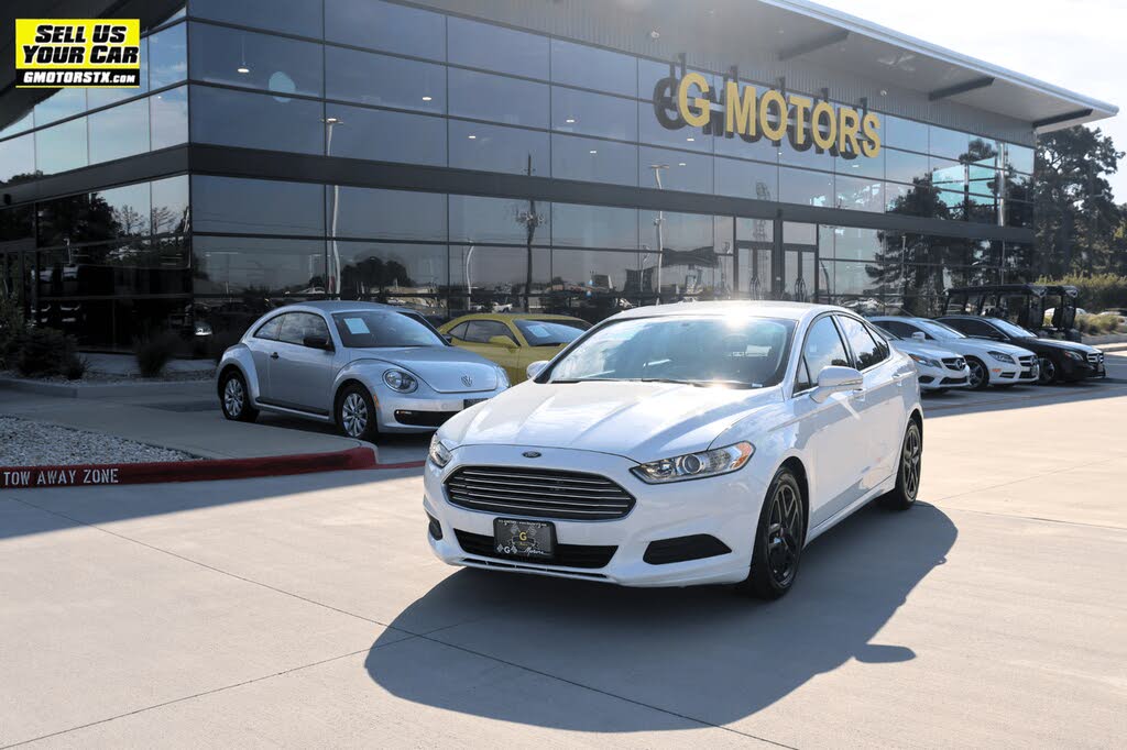 2016 Ford Fusion SE