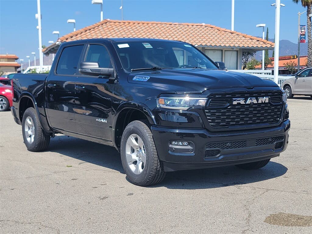 2025 RAM 1500 Big Horn Crew Cab 4WD