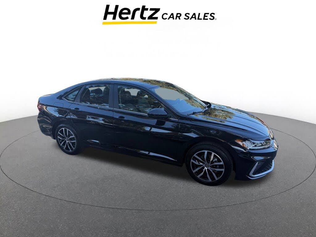 2025 Volkswagen Jetta SE FWD