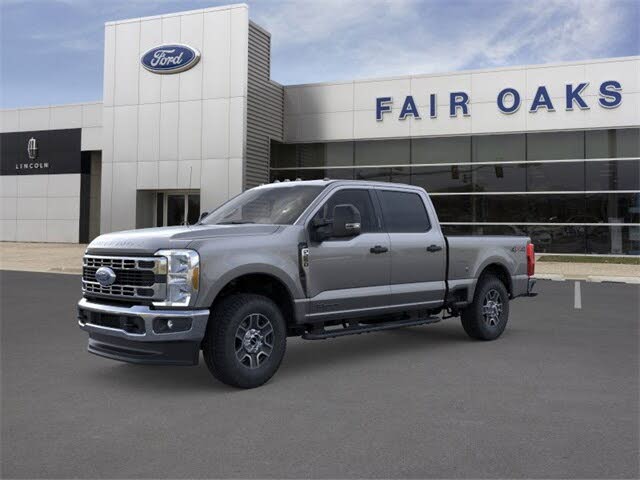 2025 Ford F-250 Super Duty XLT Crew Cab 4WD