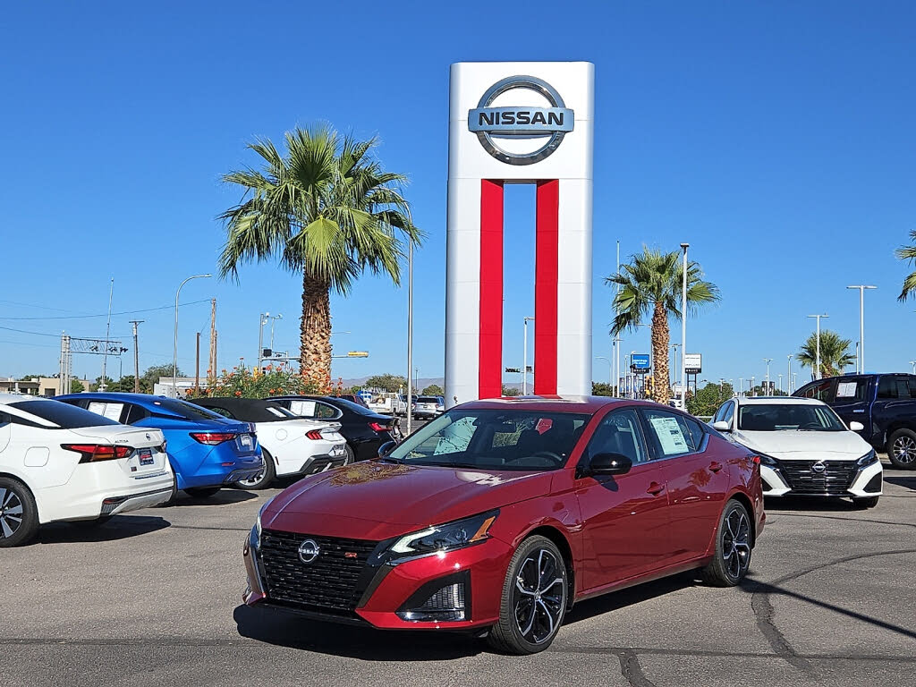 2025 Nissan Altima 2.5 SR FWD