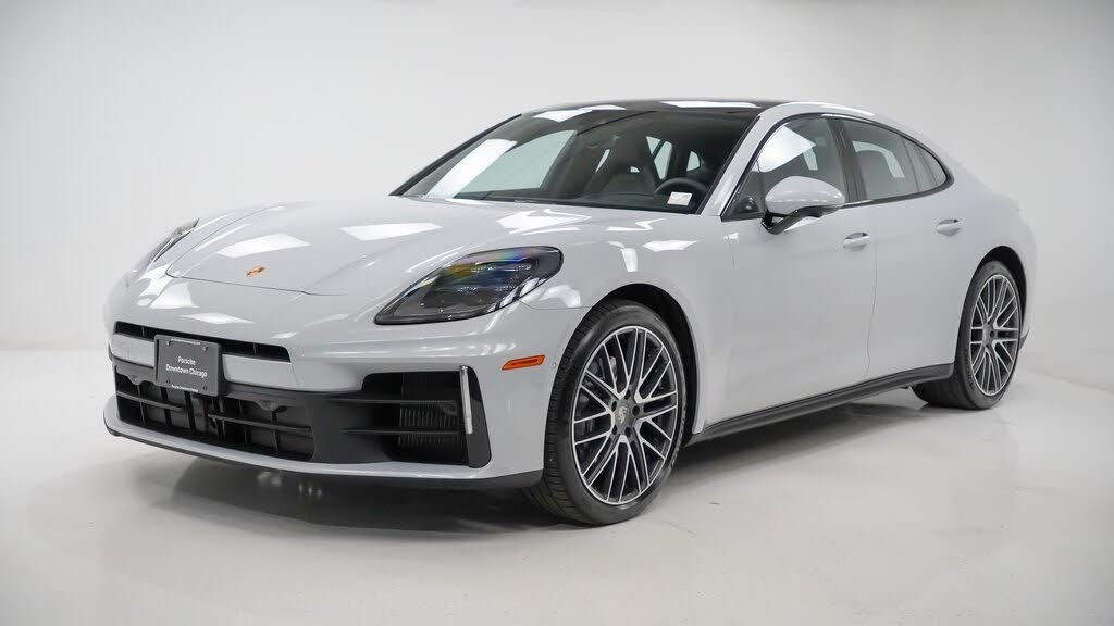 2025 Porsche Panamera 4 AWD