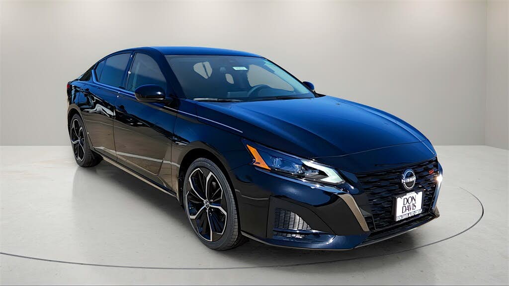 2025 Nissan Altima 2.5 SR FWD