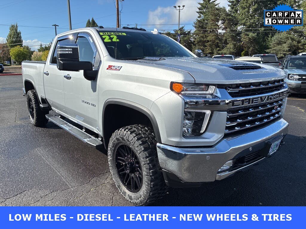 2022 Chevrolet Silverado 3500HD LTZ Crew Cab 4WD