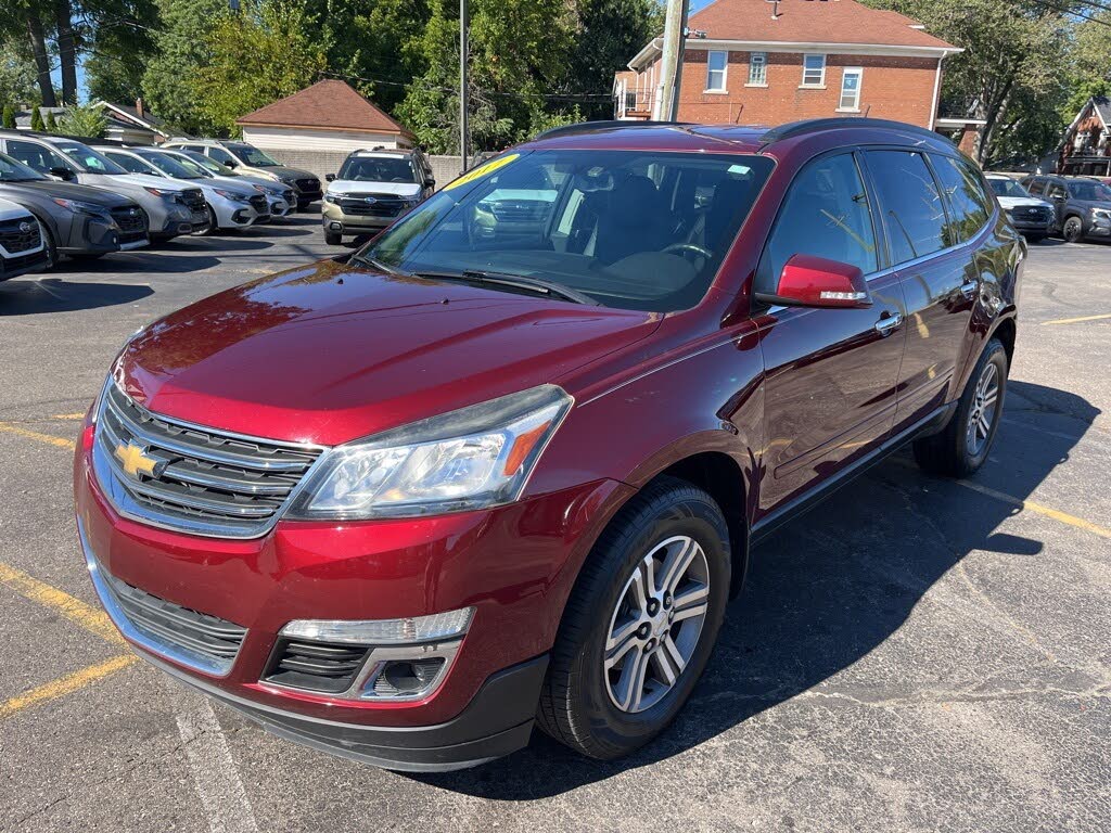 2017 Chevrolet Traverse 2LT FWD