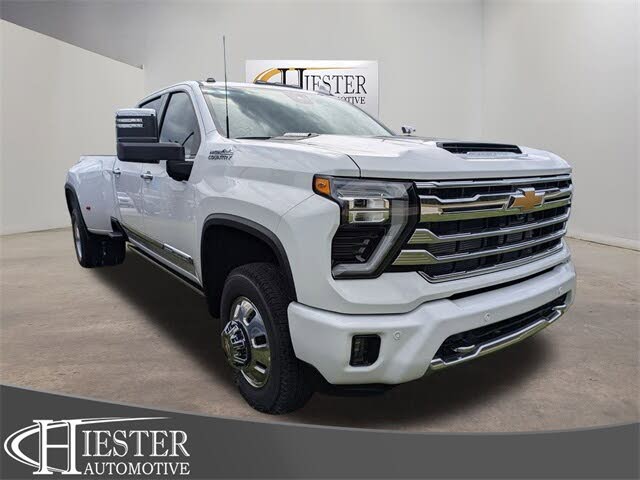 2026 Chevrolet Silverado 3500HD High Country Crew Cab 4WD