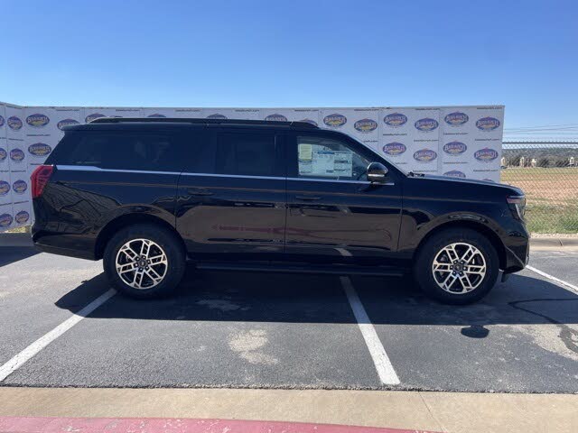 2025 Ford Expedition MAX Active RWD