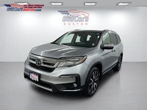 Honda Pilot Touring AWD with Rear Captain's Chairs