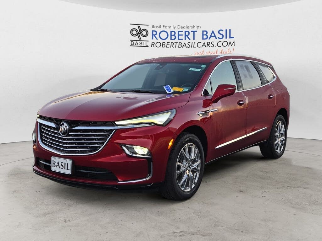 2023 Buick Enclave Essence AWD