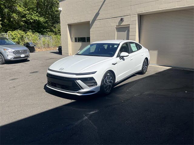 2026 Hyundai Sonata Hybrid Blue FWD