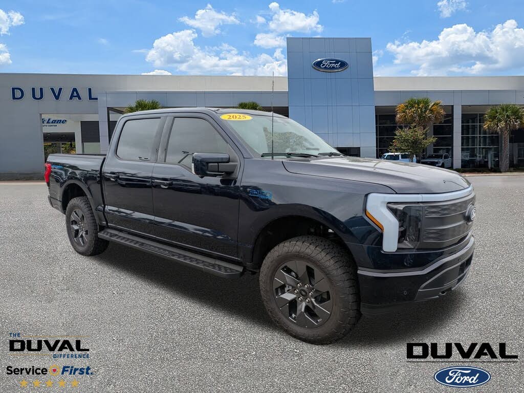 2024 Ford F-150 Lightning Lariat SuperCrew AWD