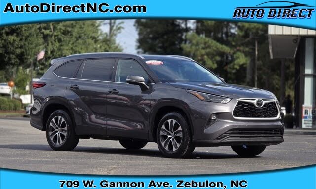 2022 Toyota Highlander XLE FWD