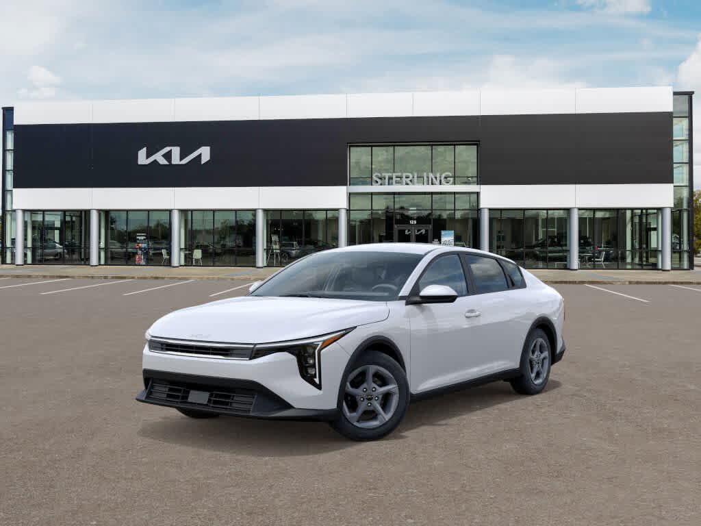 2025 Kia K4 LXS FWD