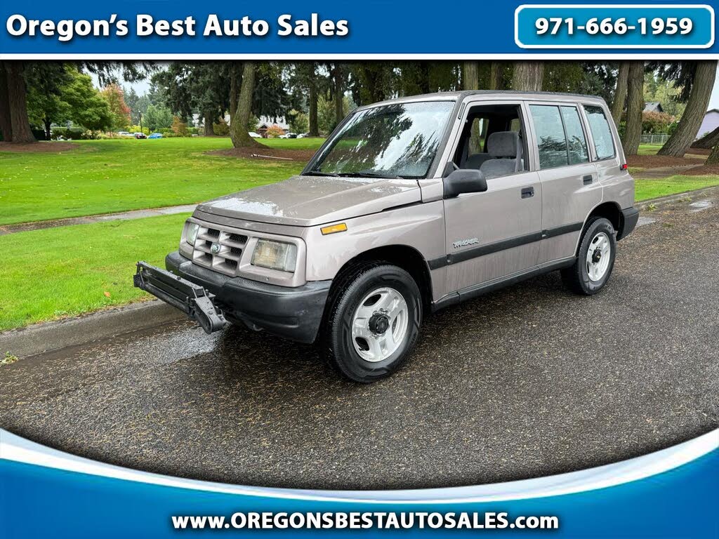 1998 Chevrolet Tracker 4-Door 4WD