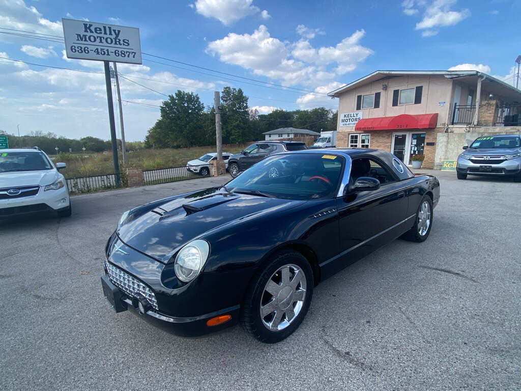 2002 Ford Thunderbird Deluxe RWD