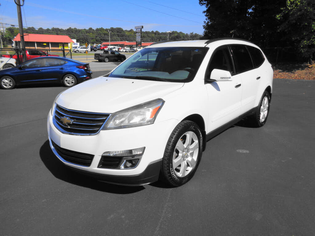 2017 Chevrolet Traverse 1LT FWD