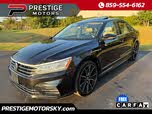 Volkswagen Passat 2.0T SE R-Line FWD