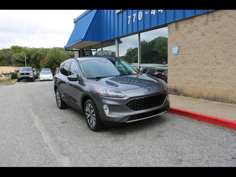 2022 Ford Escape Titanium AWD