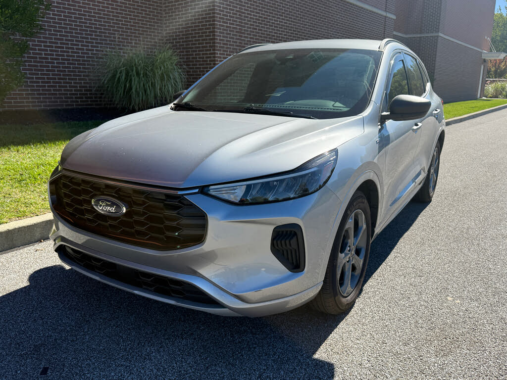 2023 Ford Escape ST-Line FWD