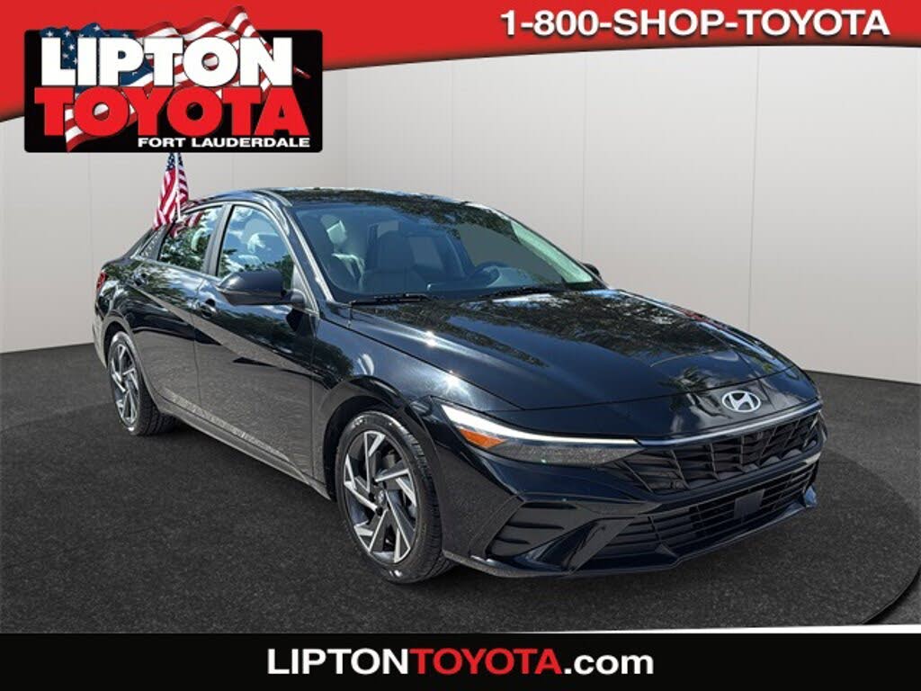 2024 Hyundai Elantra Limited FWD