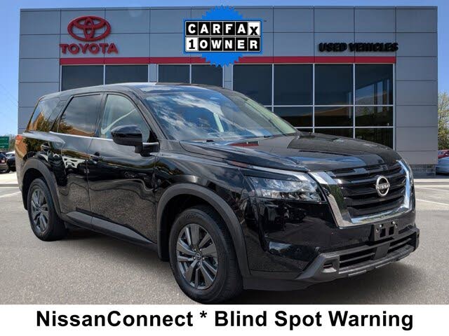 2024 Nissan Pathfinder S 4WD