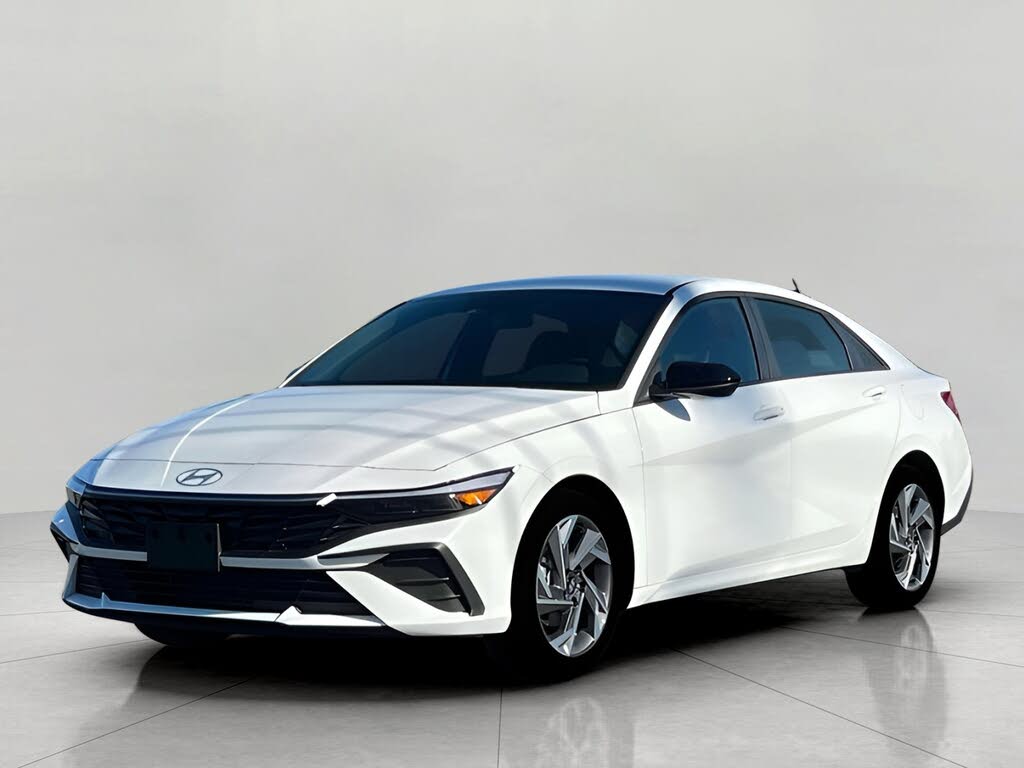 2025 Hyundai Elantra SEL Sport FWD