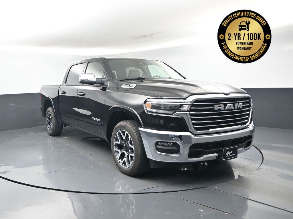 2025 RAM 1500 Laramie Crew Cab 4WD