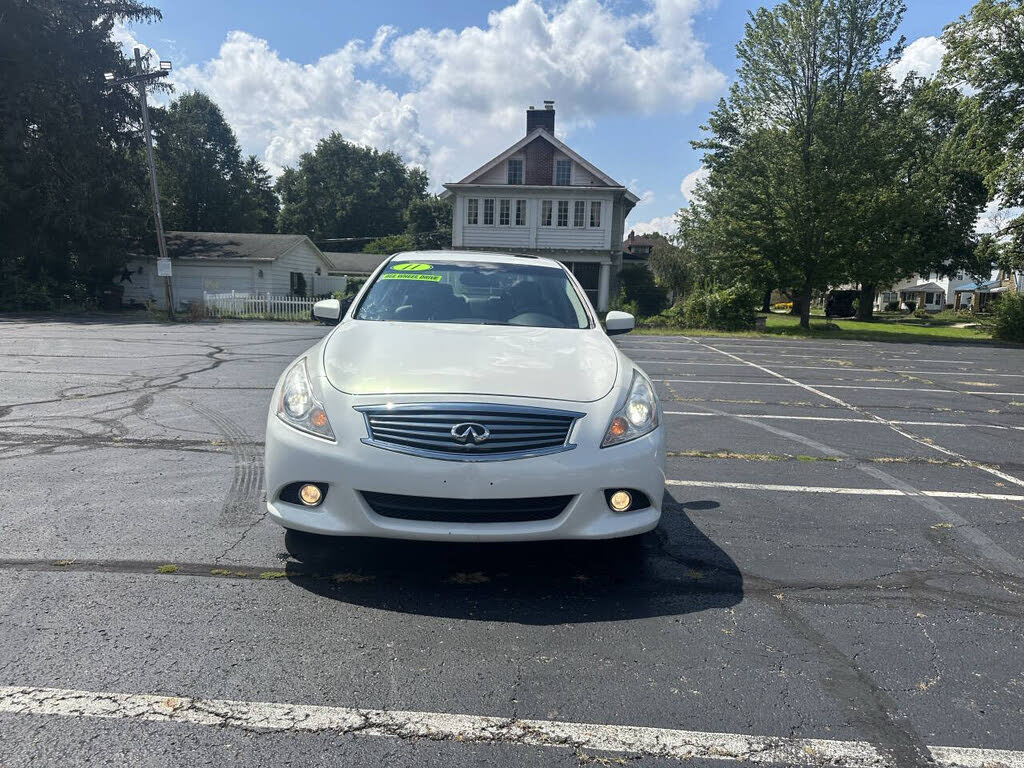 2011 INFINITI G25 x AWD