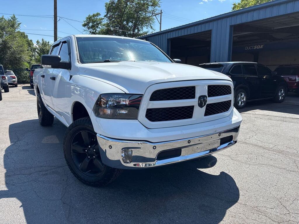 2016 RAM 1500 Outdoorsman Crew Cab 4WD