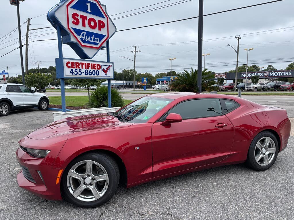 2017 Chevrolet Camaro 1LT Coupe RWD