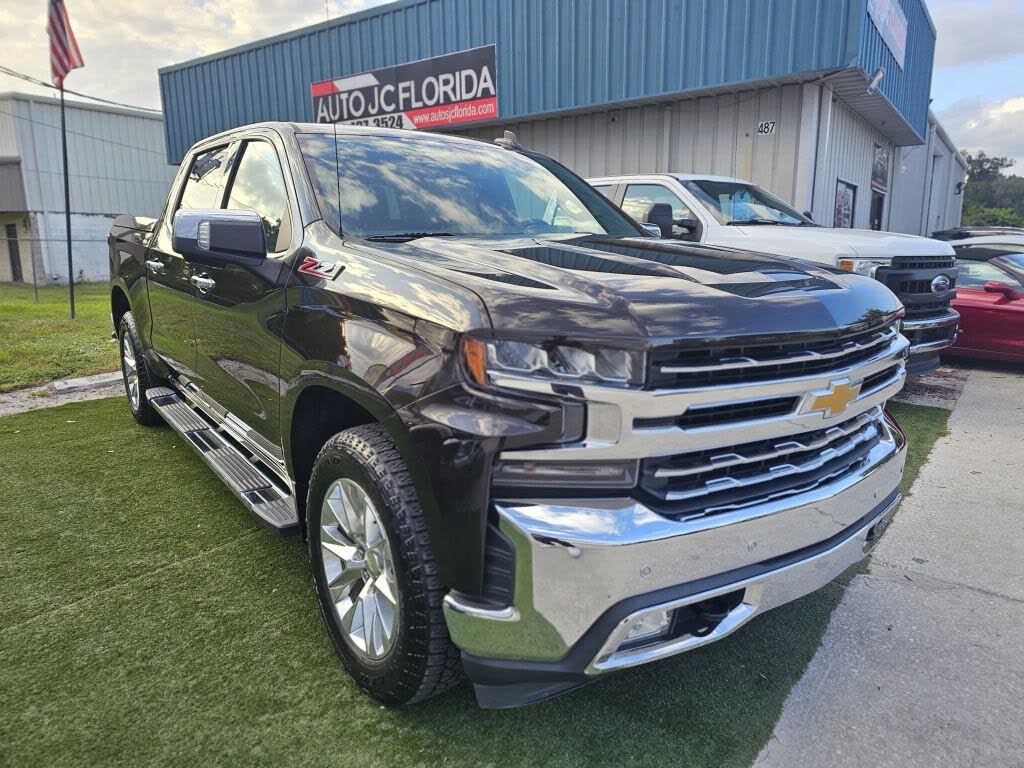 2019 Chevrolet Silverado 1500 LTZ Crew Cab 4WD