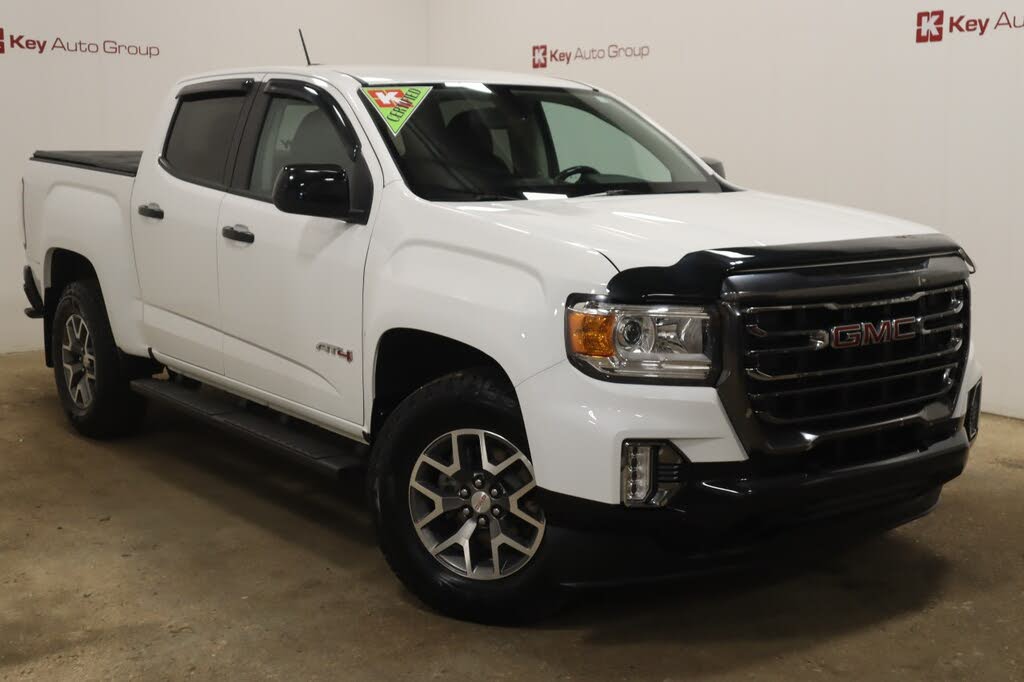 2022 GMC Canyon AT4 Crew Cab 4WD with Cloth