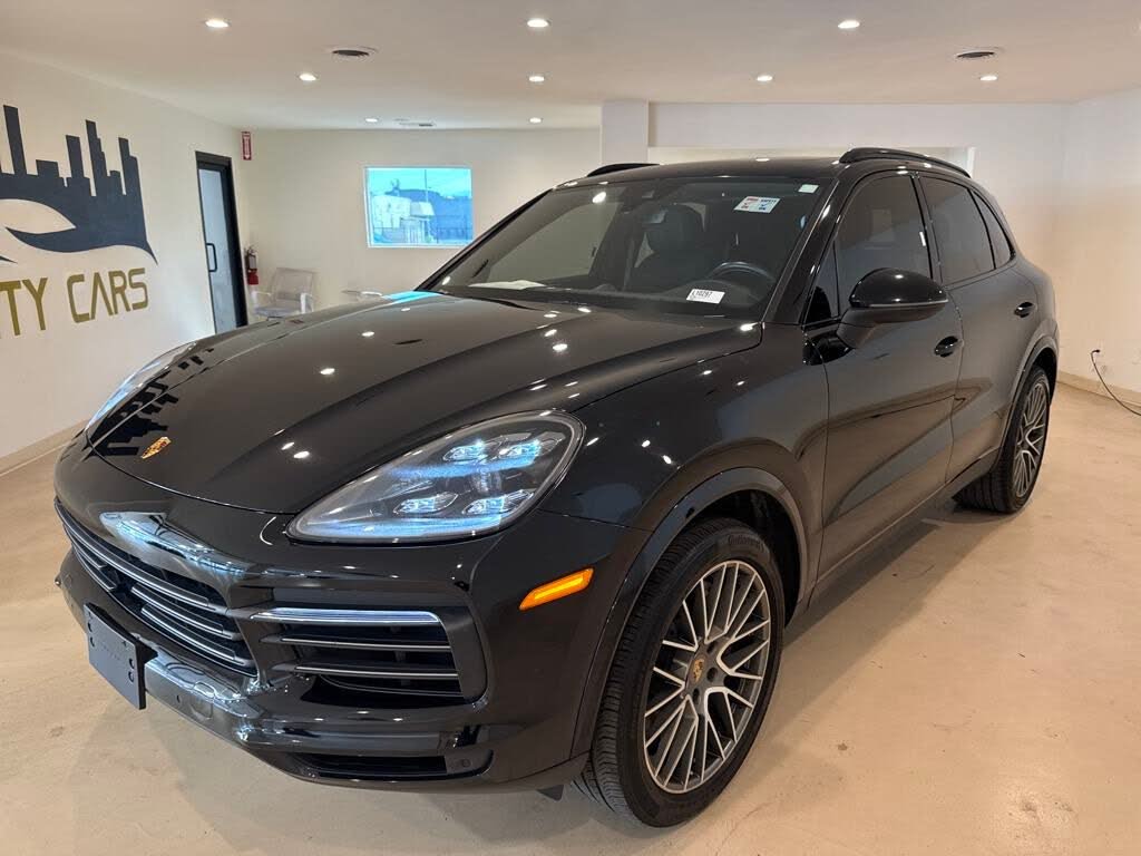 2022 Porsche Cayenne Platinum Edition AWD