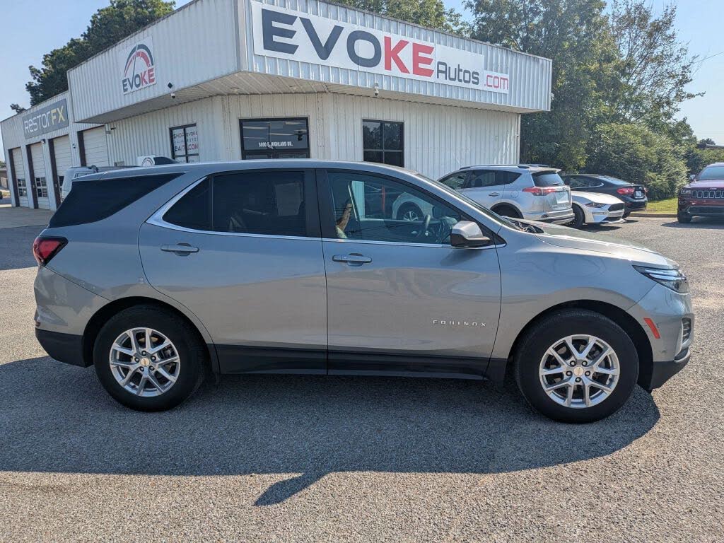 2023 Chevrolet Equinox LT FWD with 1LT